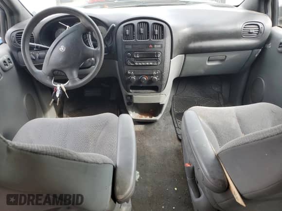 2005 Dodge Caravan SE with VIN 1D4GP25R15B159654, listed as a Copart auction lot 85355825 with 155,623 mi miles and Salvage title. Bid and sale history available at DreamBid. Image 8.