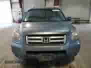 2007 Honda Pilot EX z VIN 2HKYF184X7H520542, wystawiony jako Copart lot #84535735 z przebiegiem 93 936 mil mil oraz Czysty tytuł • Clean title. Historia ofert i sprzedaży dostępna na DreamBid. Obrazek 5.