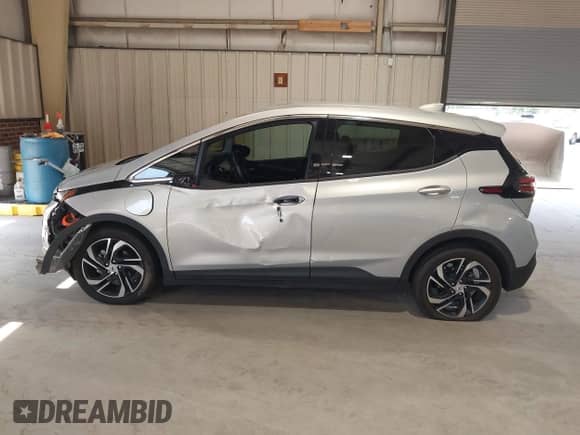 2023 Chevrolet Bolt EV 2LT с VIN 1G1FX6S03P4205832, выставлен на аукционе IAAI как лот 42583767 с пробегом 21 799 миль миль и . История ставок и продаж доступна на DreamBid. Изображение 14.