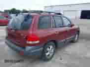 2005 Hyundai Santa Fe GLS с VIN KM8SC13E55U998381, выставлен на аукционе IAAI как лот 43308993 с пробегом 155 583 миль миль и . История ставок и продаж доступна на DreamBid. Изображение 4.