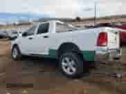 2020 Ram 1500 Tradesman z VIN 3C6RR7KT3LG131525, wystawiony jako Copart lot #89076575 z przebiegiem 95 218 mil mil oraz Szkoda całkowita • Salvage title. Historia ofert i sprzedaży dostępna na DreamBid. Obrazek 2.