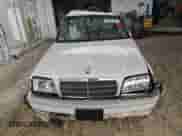 1999 Mercedes-Benz C 230/260/280/320 с VIN WDBHA24G4XA804338, выставлен на аукционе Copart как лот 85703795 с пробегом 189 710 миль миль и Списание • Salvage title. История ставок и продаж доступна на DreamBid. Изображение 5.
