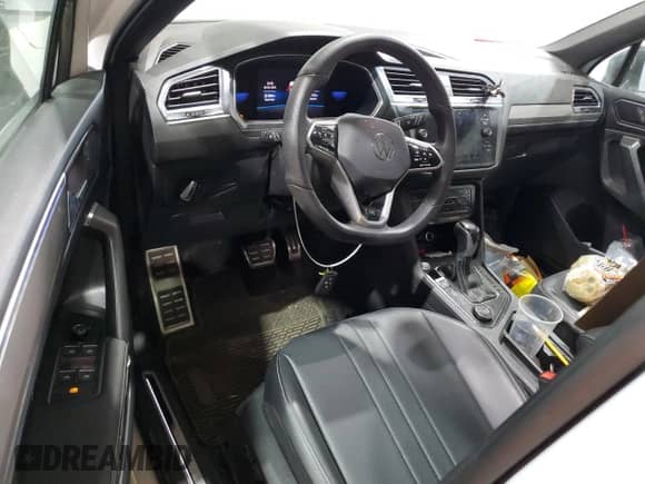 2022 Volkswagen Tiguan SE R-Line Black с VIN 3VV8B7AX0NM123126, выставлен на аукционе Copart как лот 59694715 с пробегом 33 219 миль миль и Списание • Salvage title. История ставок и продаж доступна на DreamBid. Изображение 8.