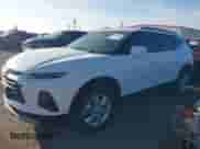 2020 Chevrolet Blazer LT z VIN 3GNKBBRA9LS608999, wystawiony jako IAAI lot #42783985 z przebiegiem 64 317 mil mil oraz . Historia ofert i sprzedaży dostępna na DreamBid. Obrazek 17.