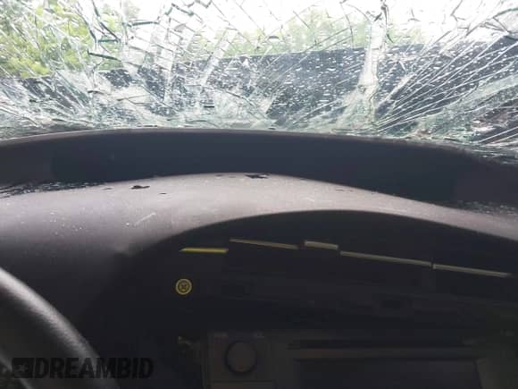 2013 Toyota Prius One z VIN JTDKN3DU9D5584318, wystawiony jako IAAI lot #42246950 z przebiegiem Nie podano mil oraz . Historia ofert i sprzedaży dostępna na DreamBid. Obrazek 16.