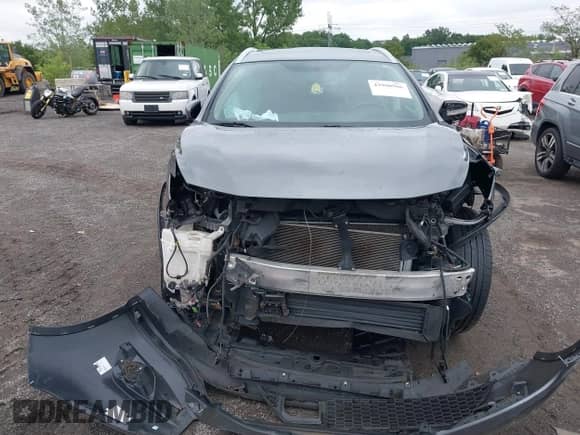 2015 Nissan Murano S with VIN 5N1AZ2MH0FN215679, listed as a IAAI auction lot 42900906 with 144,047 mi miles and . Bid and sale history available at DreamBid. Image 12.