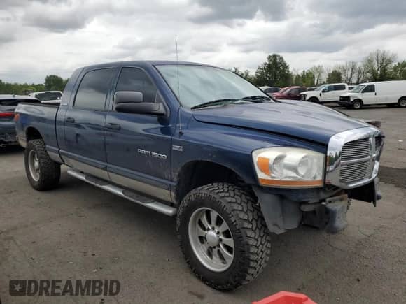 2006 Dodge 1500 SLT с VIN 3D7KS19DX6G164901, выставлен на аукционе Copart как лот 57181865 с пробегом 104 543 миль миль и Списание • Salvage title. История ставок и продаж доступна на DreamBid. Изображение 4.