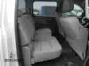 2017 Chevrolet Silverado 2500HD Work Truck z VIN 1GC1KUEY3HF224084, wystawiony jako Copart lot #71694455 z przebiegiem 132 441 mil mil oraz Nie do naprawy • Non repairable. Historia ofert i sprzedaży dostępna na DreamBid. Obrazek 10.
