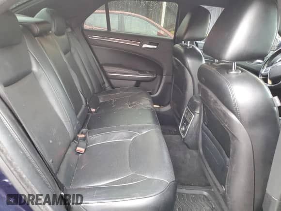 2013 Chrysler 300 C с VIN 2C3CCAKG4DH683041, выставлен на аукционе Copart как лот 59928975 с пробегом 178 577 миль миль и Списание • Salvage title. История ставок и продаж доступна на DreamBid. Изображение 10.