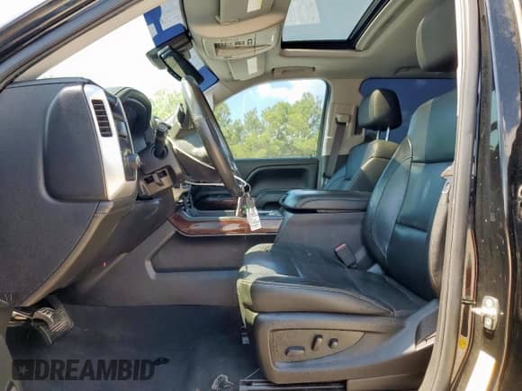 2018 GMC Sierra 1500 SLT z VIN 3GTP1NEC5JG597509, wystawiony jako Copart lot #84467555 z przebiegiem 123 989 mil mil oraz Szkoda całkowita • Salvage title. Historia ofert i sprzedaży dostępna na DreamBid. Obrazek 7.