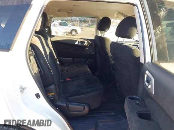 2016 Nissan Pathfinder S with VIN 5N1AR2MN9GC600452, listed as a IAAI auction lot 43484965 with 110,380 mi miles and . Bid and sale history available at DreamBid. Image 8.