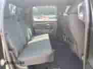 2021 Ram 1500 Big Horn z VIN 1C6RREFT1MN628905, wystawiony jako Copart lot #68542525 z przebiegiem 74 917 mil mil oraz Nie do naprawy • Non repairable. Historia ofert i sprzedaży dostępna na DreamBid. Obrazek 10.