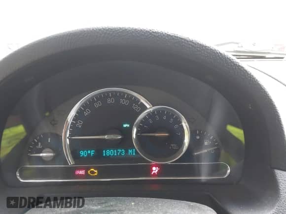 2009 Chevrolet HHR LS with VIN 3GCCA85B99S605157, listed as a IAAI auction lot 42438032 with 180,173 mi miles and . Bid and sale history available at DreamBid. Image 7.