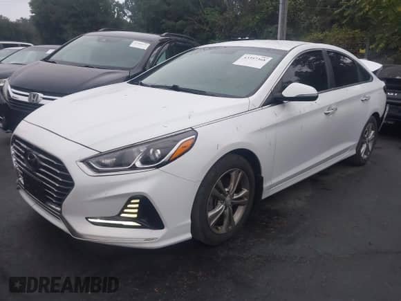 2018 Hyundai Sonata SEL with VIN 5NPE34AF1JH646840, listed as a IAAI auction lot 43397368 with 123,079 mi miles and . Bid and sale history available at DreamBid. Image 17.