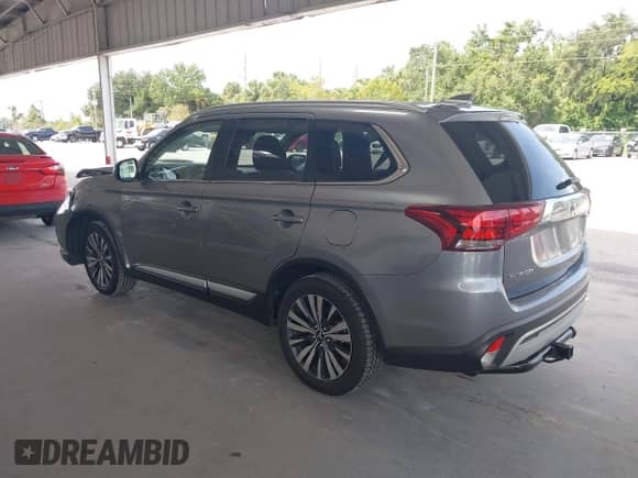 2020 Mitsubishi Outlander SE z VIN JA4AD3A3XLZ004568, wystawiony jako IAAI lot #43226960 z przebiegiem 133 629 mil mil oraz . Historia ofert i sprzedaży dostępna na DreamBid. Obrazek 3.
