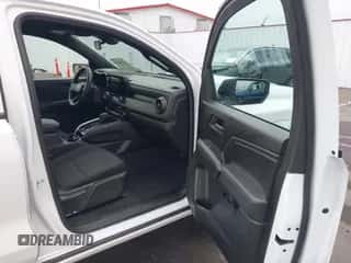 2024 Chevrolet Colorado 2WD Work Truck with VIN 1GCGSBEC5R1169087, listed as a IAAI auction lot 43148443 with 13,965 mi miles and . Bid and sale history available at DreamBid. Image 5.