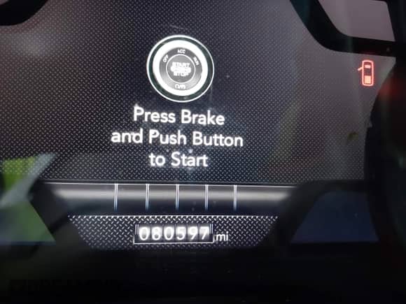 2019 Ram 1500 Rebel z VIN 1C6SRFLT9KN550608, wystawiony jako IAAI lot #41937627 z przebiegiem 8 059 mil mil oraz . Historia ofert i sprzedaży dostępna na DreamBid. Obrazek 16.