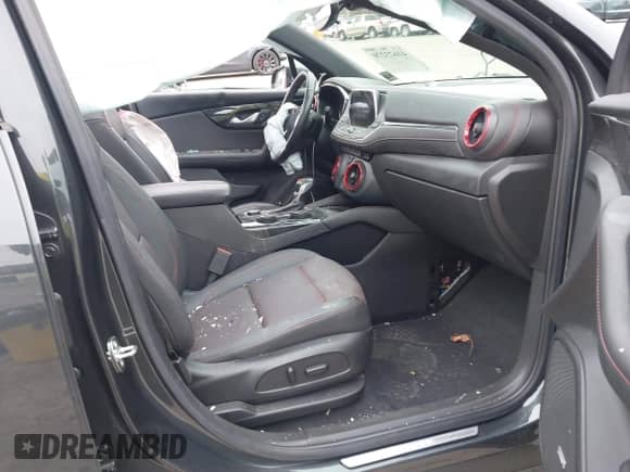 2020 Chevrolet Blazer RS with VIN 3GNKBKRS4LS636461, listed as a IAAI auction lot 41623270 with 32,846 mi miles and . Bid and sale history available at DreamBid. Image 5.