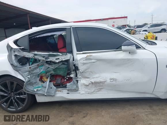 2023 Lexus IS 350 F Sport z VIN JTHGZ1B23P5069379, wystawiony jako IAAI lot #41810913 z przebiegiem 24 529 mil mil oraz . Historia ofert i sprzedaży dostępna na DreamBid. Obrazek 14.