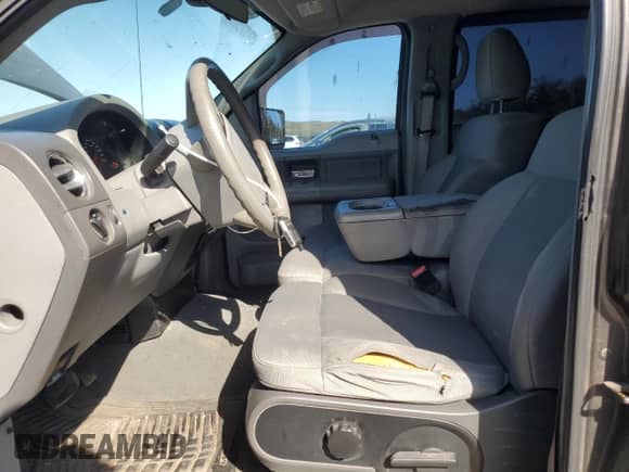 2007 Ford F-150 XLT с VIN 1FTRW14W27FA87367, выставлен на аукционе Copart как лот 83757595 с пробегом 161 843 миль миль и Чистый • Clean title. История ставок и продаж доступна на DreamBid. Изображение 7.