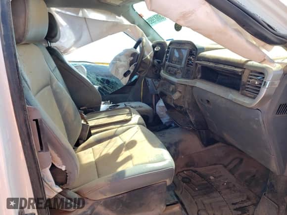 2021 Ford F-150 XL с VIN 1FTFX1E54MKE95698, выставлен на аукционе Copart как лот 50681995 с пробегом Не указан миль и На запчасти • Non repairable. История ставок и продаж доступна на DreamBid. Изображение 7.