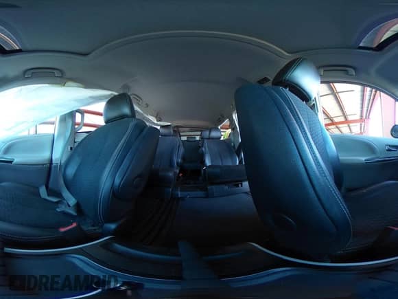 2014 Toyota Sienna SE with VIN 5TDXK3DC3ES495233, listed as a IAAI auction lot 43173582 with Not provided miles and . Bid and sale history available at DreamBid. Image 18.