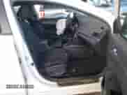 2020 Hyundai Elantra SEL z VIN 5NPD84LF3LH540578, wystawiony jako IAAI lot #43064638 z przebiegiem 175 650 mil mil oraz . Historia ofert i sprzedaży dostępna na DreamBid. Obrazek 5.