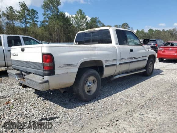 2001 Dodge 1500 с VIN 3B7HC13ZX1G221855, выставлен на аукционе Copart как лот 74005924 с пробегом 62 704 миль миль и Списание • Salvage title. История ставок и продаж доступна на DreamBid. Изображение 3.