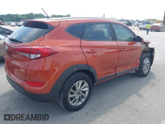 2017 Hyundai Tucson SE с VIN KM8J3CA4XHU277382, выставлен на аукционе IAAI как лот 42904071 с пробегом 128 371 миль миль и . История ставок и продаж доступна на DreamBid. Изображение 4.