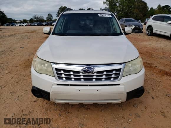 2013 Subaru Forester X Premium z VIN JF2SHADC0DH404307, wystawiony jako Copart lot #86260145 z przebiegiem 316 728 mil mil oraz Czysty tytuł • Clean title. Historia ofert i sprzedaży dostępna na DreamBid. Obrazek 5.