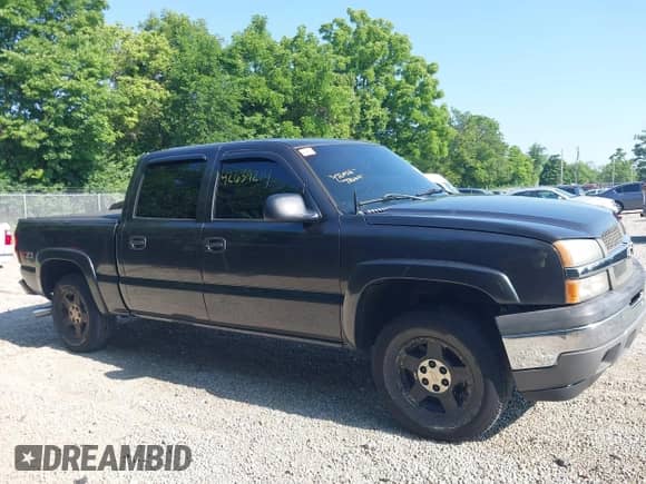 2005 Chevrolet Silverado 1500 LS z VIN 2GCEK13T051336111, wystawiony jako IAAI lot #42639214 z przebiegiem 224 915 mil mil oraz . Historia ofert i sprzedaży dostępna na DreamBid. Obrazek 13.