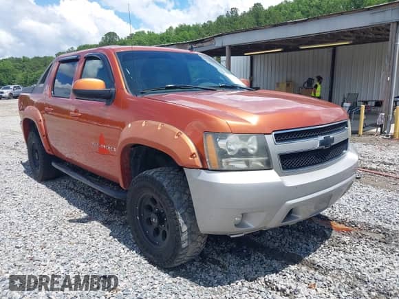 2007 Chevrolet Avalanche 3LT with VIN 3GNFK12397G114383, listed as a IAAI auction lot 42246907 with 280,372 mi miles and . Bid and sale history available at DreamBid. Image 1.