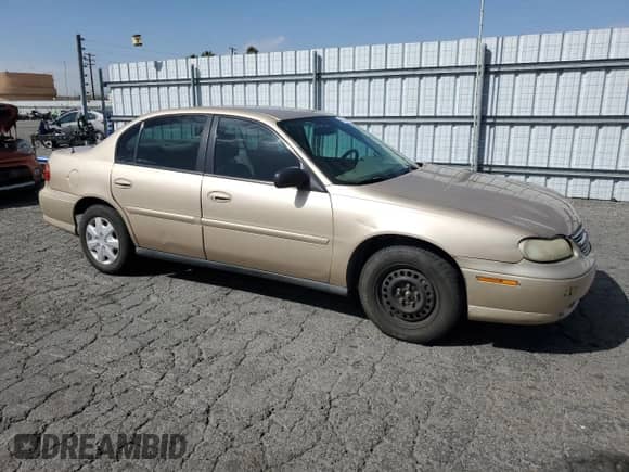 2004 Chevrolet Malibu Classic z VIN 1G1ND52F84M655572, wystawiony jako Copart lot #46145155 z przebiegiem 116 922 mil mil oraz Szkoda całkowita • Salvage title. Historia ofert i sprzedaży dostępna na DreamBid. Obrazek 4.