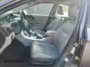 2013 Honda Accord Touring с VIN 1HGCR3F90DA028618, выставлен на аукционе Copart как лот 63485065 с пробегом 201 217 миль миль и Списание • Salvage title. История ставок и продаж доступна на DreamBid. Изображение 7.