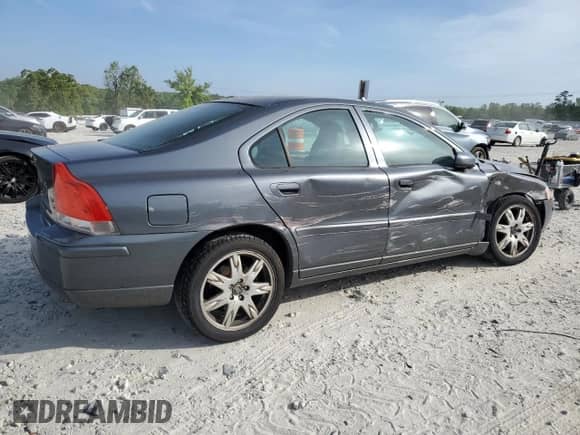 2005 Volvo S60 с VIN YV1RH592452477022, выставлен на аукционе Copart как лот 53780265 с пробегом 194 308 миль миль и Списание • Salvage title. История ставок и продаж доступна на DreamBid. Изображение 3.