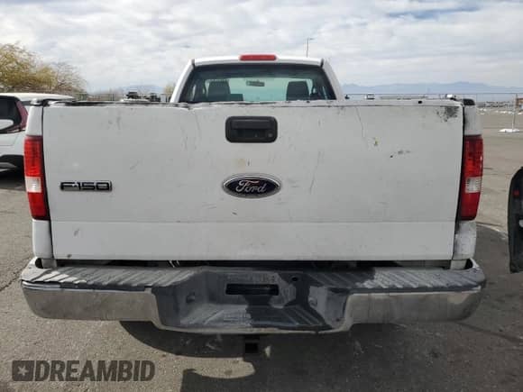 2005 Ford F-150 XL z VIN 1FTRF12205NB13807, wystawiony jako Copart lot #43657265 z przebiegiem 32 566 mil mil oraz Szkoda całkowita • Salvage title. Historia ofert i sprzedaży dostępna na DreamBid. Obrazek 6.