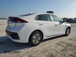 2020 Hyundai Ioniq SE с VIN KMHC75LC5LU203146, выставлен на аукционе Copart как лот 46568334 с пробегом 42 090 миль миль и . История ставок и продаж доступна на DreamBid. Изображение 3.