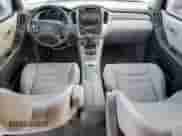 2003 Toyota Highlander с VIN JTEGF21A230090011, выставлен на аукционе Copart как лот 70031145 с пробегом 183 642 миль миль и Списание • Salvage title. История ставок и продаж доступна на DreamBid. Изображение 8.