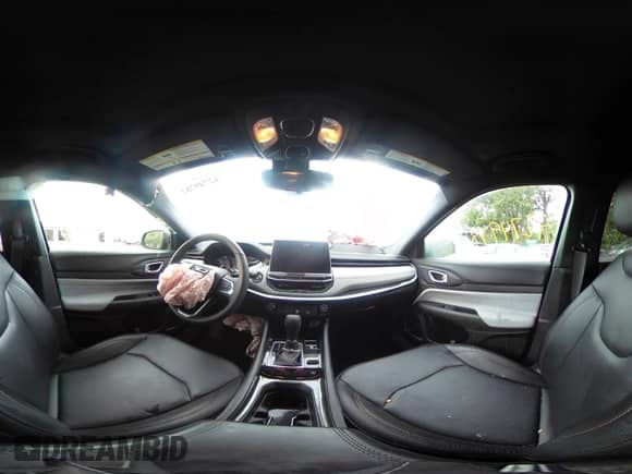 2024 Jeep Compass Latitude Lux с VIN 3C4NJDFN3RT124051, выставлен на аукционе IAAI как лот 42749782 с пробегом 7 856 миль миль и . История ставок и продаж доступна на DreamBid. Изображение 18.