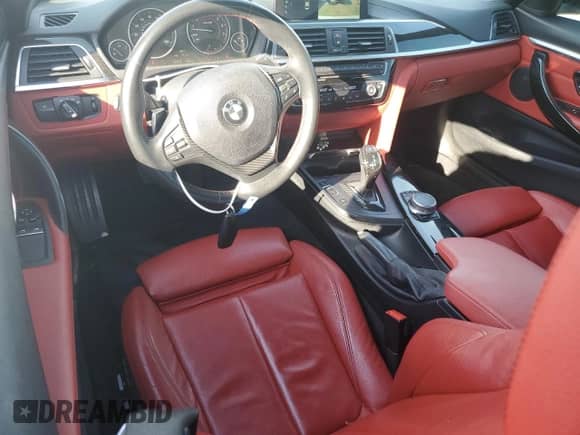 2018 BMW 4 Series 430i xDrive z VIN WBA4W5C5XJAE43207, wystawiony jako Copart lot #81083835 z przebiegiem 103 819 mil mil oraz Szkoda całkowita • Salvage title. Historia ofert i sprzedaży dostępna na DreamBid. Obrazek 8.