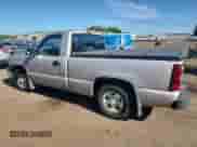 2004 Chevrolet Silverado 1500 Work Truck z VIN 1GCEC14X14Z242176, wystawiony jako Copart lot #65994975 z przebiegiem 120 741 mil mil oraz Czysty tytuł • Clean title. Historia ofert i sprzedaży dostępna na DreamBid. Obrazek 2.