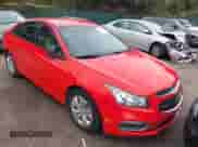 2015 Chevrolet Cruze LS z VIN 1G1PA5SG7F7245311, wystawiony jako IAAI lot #43445502 z przebiegiem 209 110 mil mil oraz . Historia ofert i sprzedaży dostępna na DreamBid. Obrazek 6.