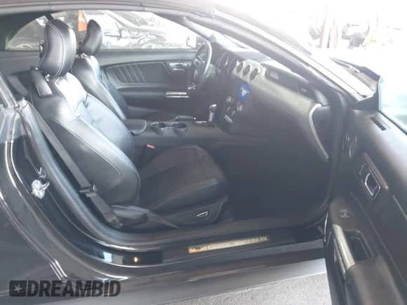 2017 Ford Mustang EcoBoost Premium с VIN 1FATP8UH9H5307646, выставлен на аукционе IAAI как лот 42926727 с пробегом 131 052 миль миль и . История ставок и продаж доступна на DreamBid. Изображение 5.
