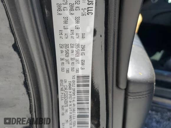 2016 Jeep Grand Cherokee High Altitude with VIN 1C4RJFCG2GC435076, listed as a Copart auction lot 68198975 with 105,547 mi miles and Salvage title. Bid and sale history available at DreamBid. Image 13.