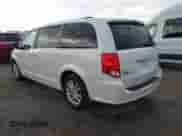 2019 Dodge Grand Caravan SXT z VIN 2C4RDGCG1KR542522, wystawiony jako IAAI lot #43366510 z przebiegiem 87 403 mil mil oraz . Historia ofert i sprzedaży dostępna na DreamBid. Obrazek 3.