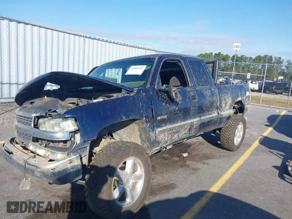 2001 Chevrolet Silverado 1500 LS с VIN 1GCEK19T41E167209, выставлен на аукционе IAAI как лот 43402917 с пробегом 333 816 миль миль и . История ставок и продаж доступна на DreamBid. Изображение 2.