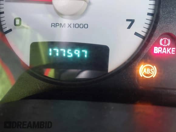 2005 Dodge 1500 SLT с VIN 1D7HU16D25J640340, выставлен на аукционе IAAI как лот 43263234 с пробегом 177 597 миль миль и . История ставок и продаж доступна на DreamBid. Изображение 15.