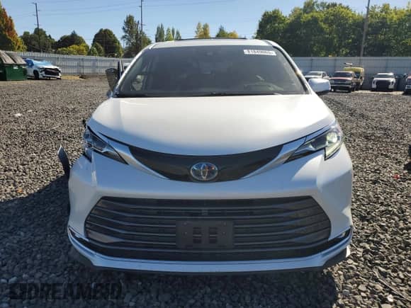 2022 Toyota Sienna Platinum с VIN 5TDESKFC4NS059666, выставлен на аукционе Copart как лот 81849065 с пробегом 41 981 миль миль и Списание • Salvage title. История ставок и продаж доступна на DreamBid. Изображение 5.
