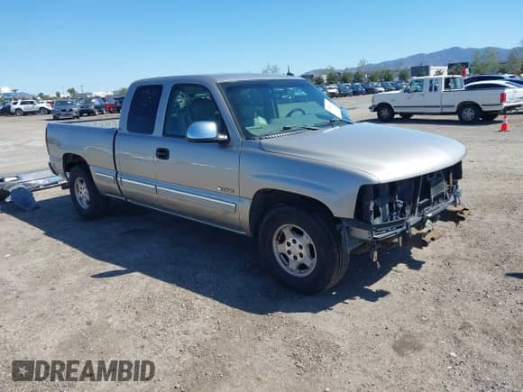 2002 Chevrolet Silverado 1500 LS with VIN 2GCEC19TX21415253, listed as a IAAI auction lot 41788212 with 146,312 mi miles and . Bid and sale history available at DreamBid. Image 1.