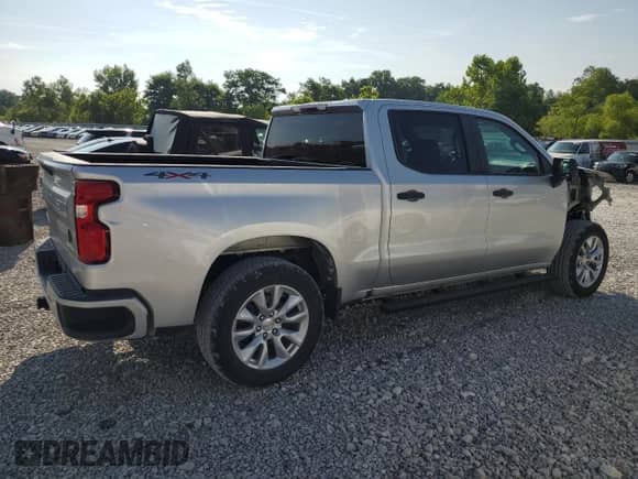 2020 Chevrolet Silverado 1500 Custom с VIN 3GCUYBEF3LG224432, выставлен на аукционе Copart как лот 64381975 с пробегом 89 032 миль миль и Списание • Salvage title. История ставок и продаж доступна на DreamBid. Изображение 3.